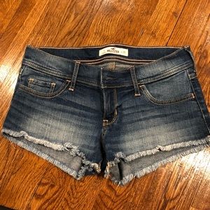 Junior’s shorts